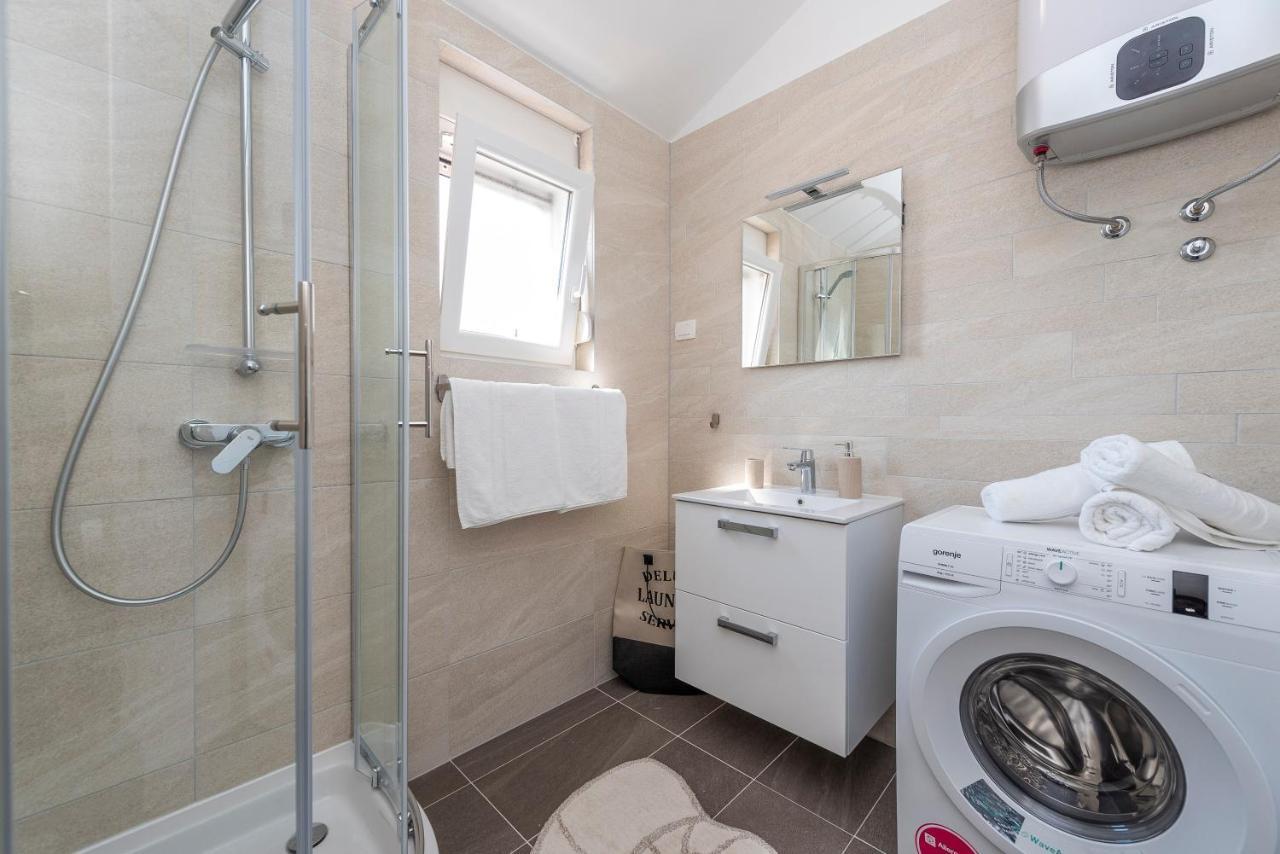 Luxury Apartments - La Vir 1 & 2 エクステリア 写真
