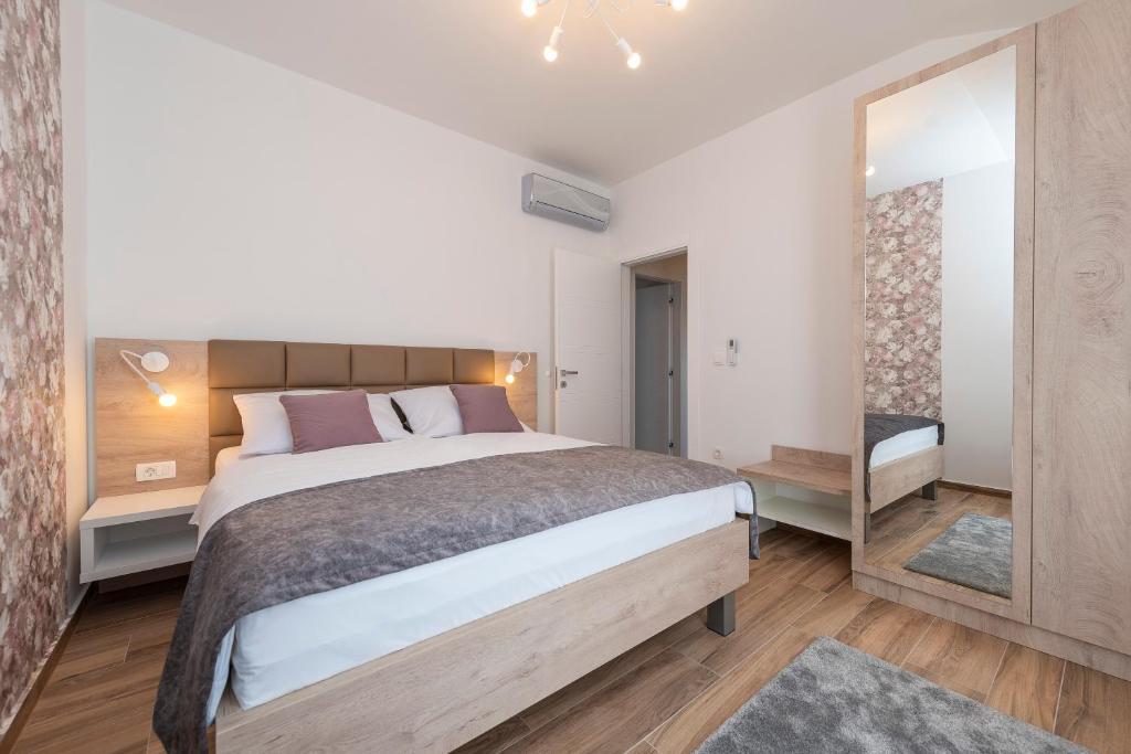 Luxury Apartments - La Vir 1 & 2 エクステリア 写真
