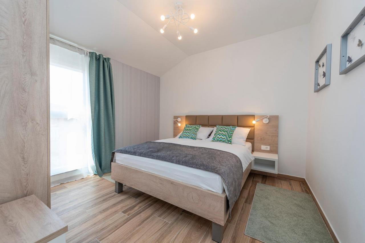 Luxury Apartments - La Vir 1 & 2 エクステリア 写真