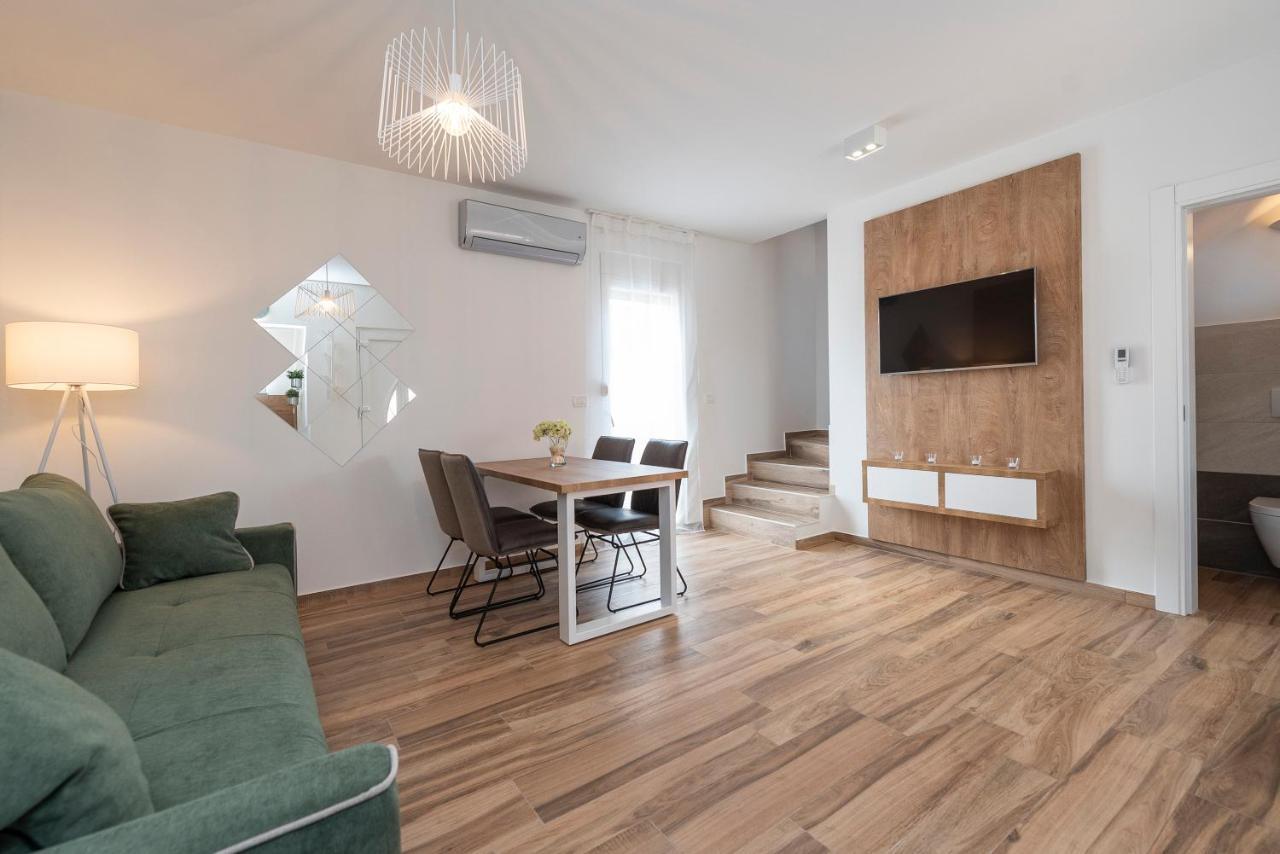 Luxury Apartments - La Vir 1 & 2 エクステリア 写真