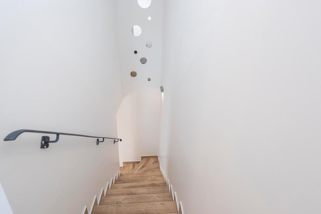 Luxury Apartments - La Vir 1 & 2 エクステリア 写真