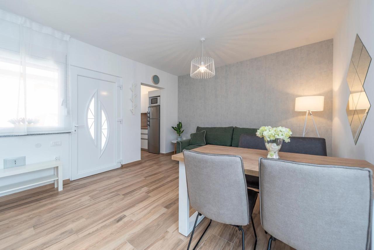 Luxury Apartments - La Vir 1 & 2 エクステリア 写真